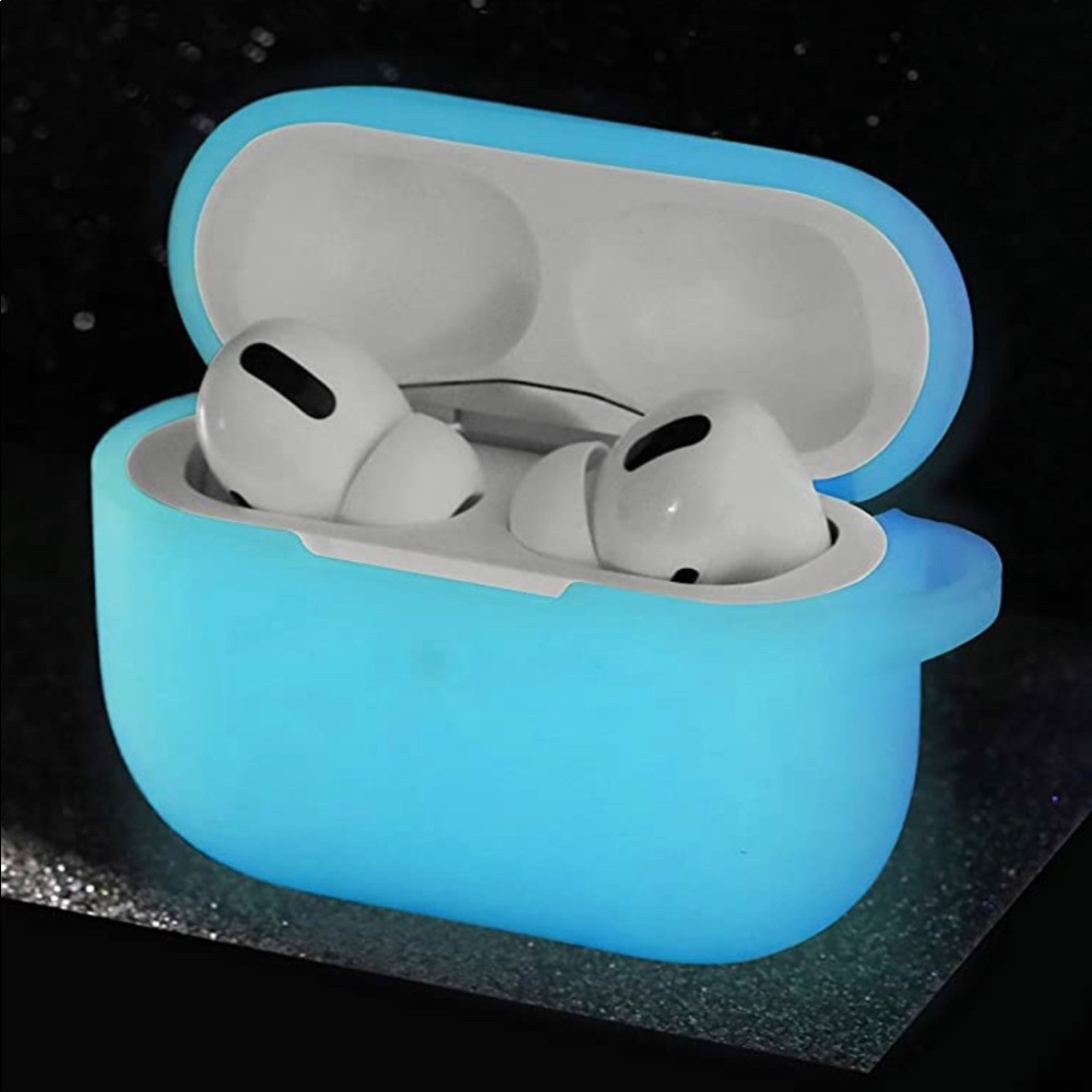 🌸 glow in the dark AirPod Pro case